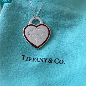 Tiffany & Co. RTT red border heart charm necklace